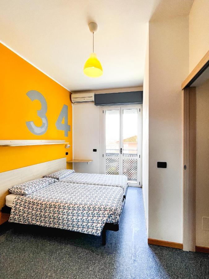 Morfeo - Young People (adults Only) Hotel 3*