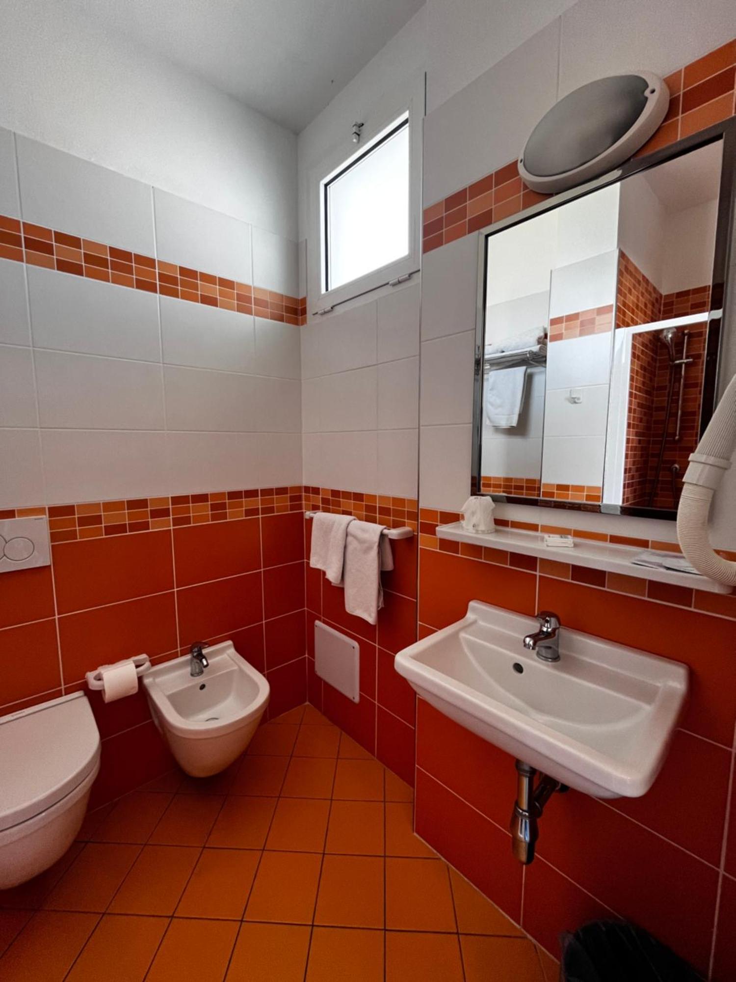 Hotel Morfeo - Young People (adults Only) 3*