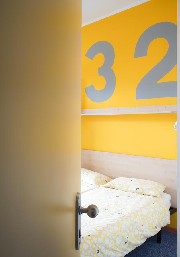 Hotel Morfeo - Young People (adults Only)